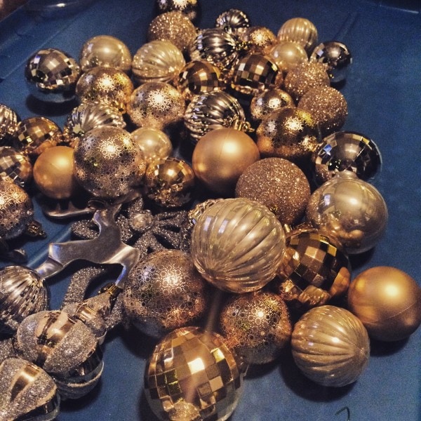 Favourite Holiday Movies l cookinginmygenes.com