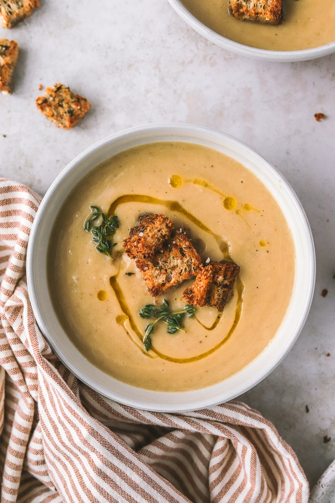 vegetarian cauliflower soup