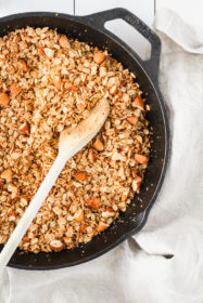 Easy Skillet Coconut & Almond Granola | cookinginmygenes.com