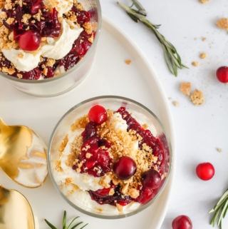 No Bake Mini Cranberry Cheesecakes | cookinginmygenes.com