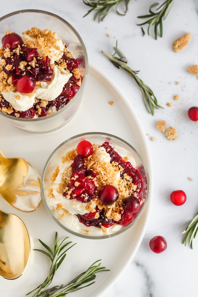 No Bake Mini Cranberry Cheesecakes | cookinginmygenes.com