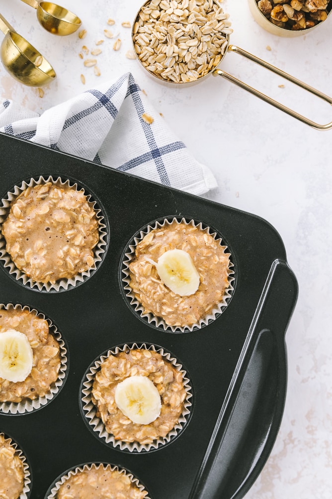 Peanut Butter Banana Baked Oatmeal Cups