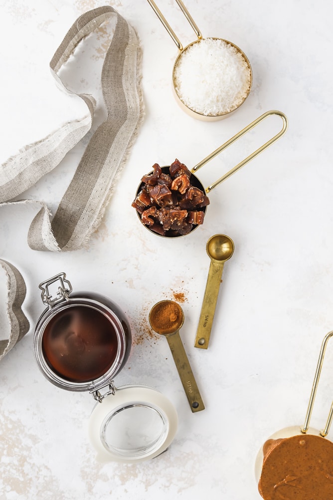 No Bake Oatmeal Energy Balls