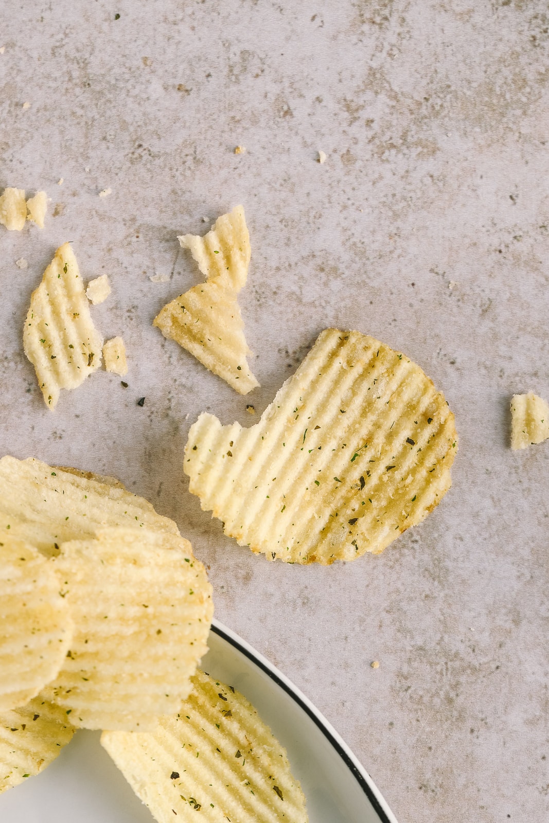 potato soup with chives and chips