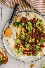 goat cheese pesto dip