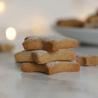 cinnamon shortbread cookies