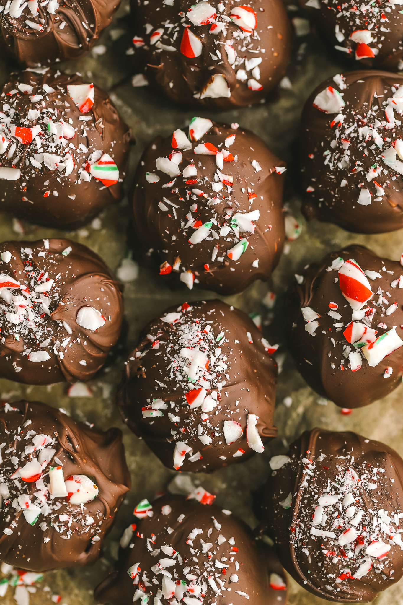 close up of gluten-free oreo truffles