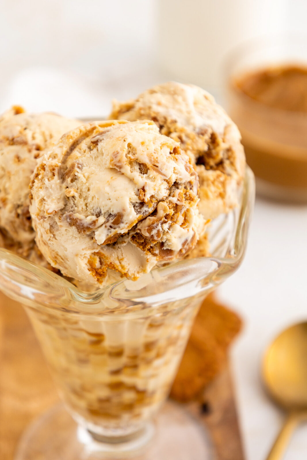 close up of biscoff ice cream
